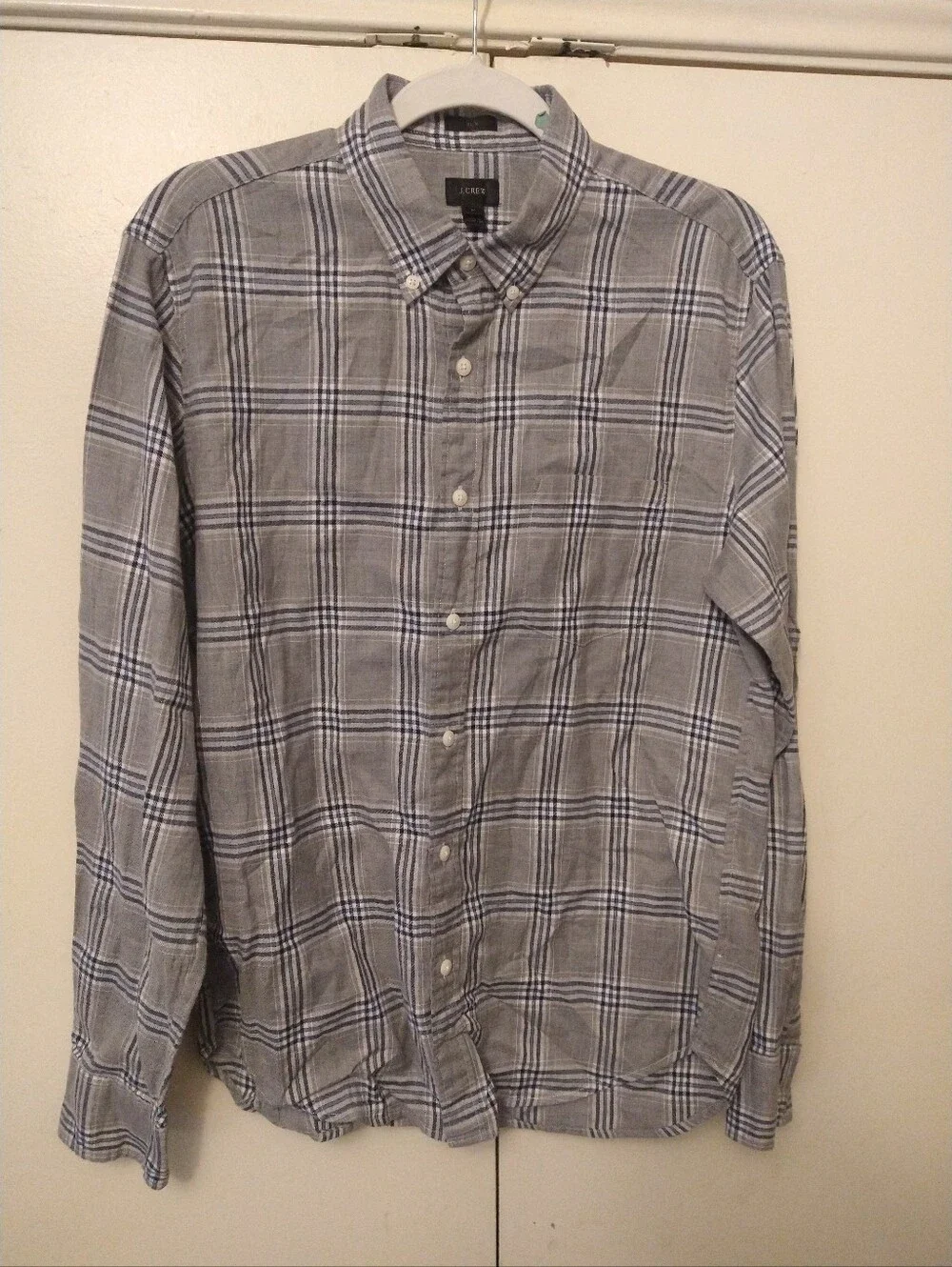 J Crew Slim Plaid Long Sleeve Button Down Shirt Men's sz Medium.
